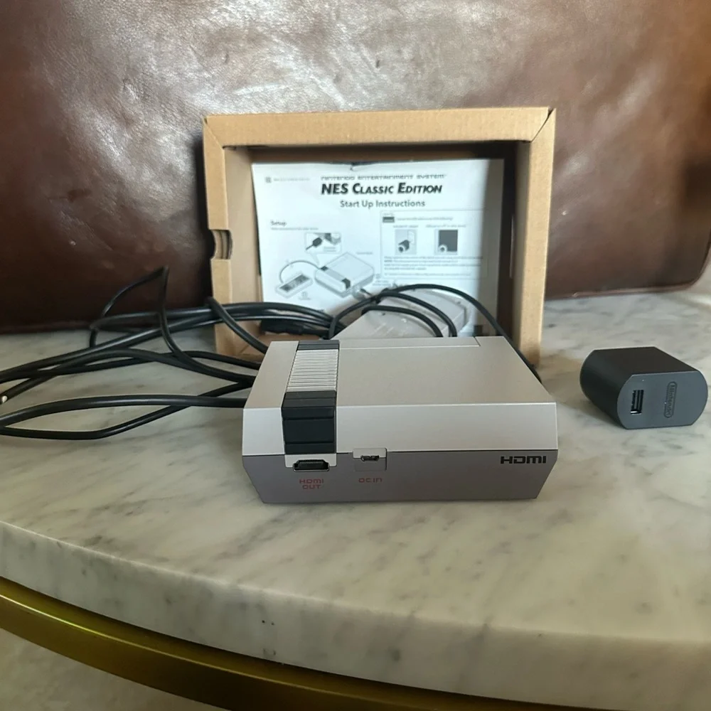 🕹️ Nintendo NES Classic Edition – Mini Console (30 Games Included)